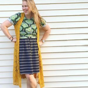 Stunning Black/Green Bulb Patterned Irma